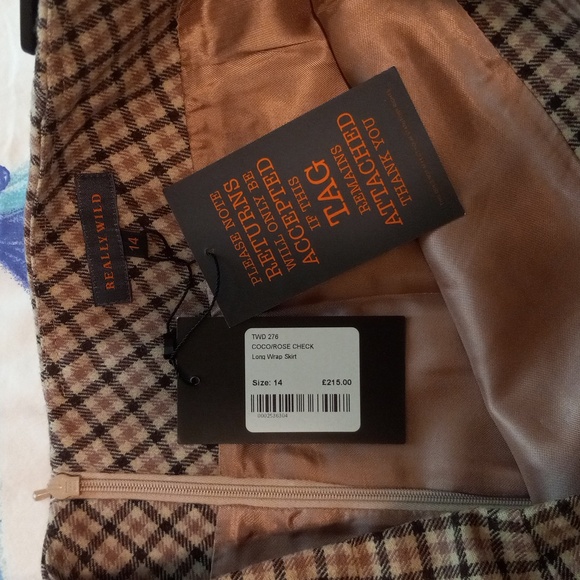 Really Wild wool brown and beige skirt. Size 14. NWT. - Picture 4 of 6